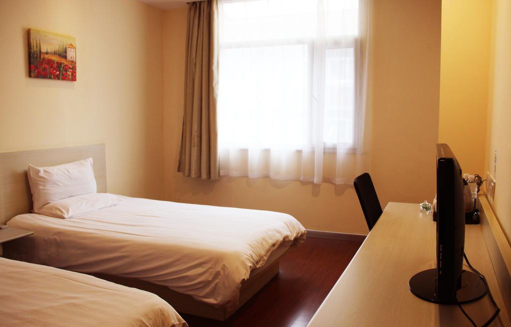 Hanting Express Jinzhou Luoyang Road Central Avenue Номер фото