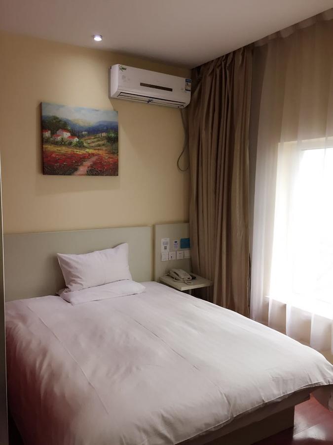 Hanting Express Jinzhou Luoyang Road Central Avenue Екстер'єр фото